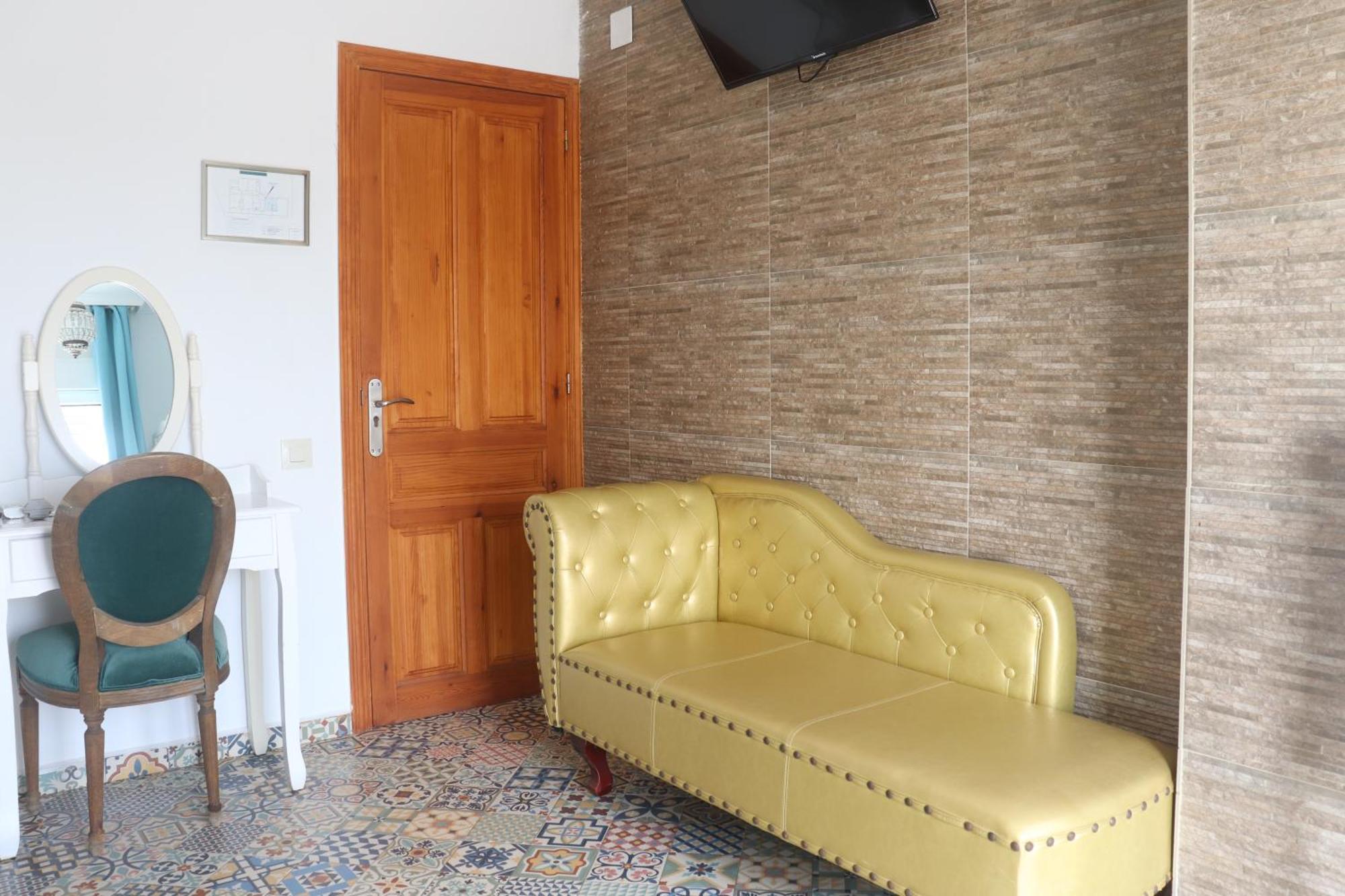 Hotel Casa Dia Y Noche Calp Extérieur photo
