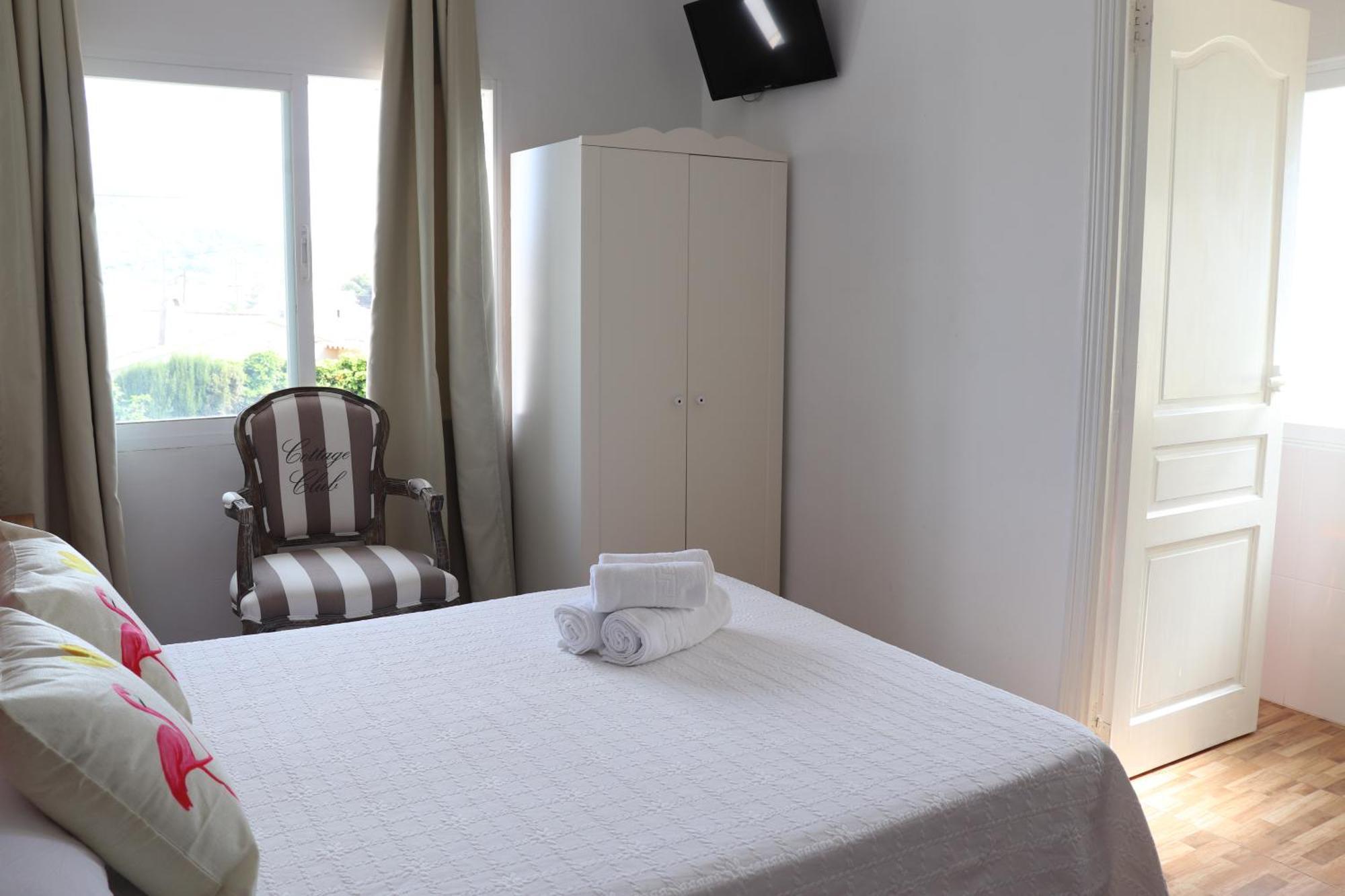 Hotel Casa Dia Y Noche Calp Extérieur photo
