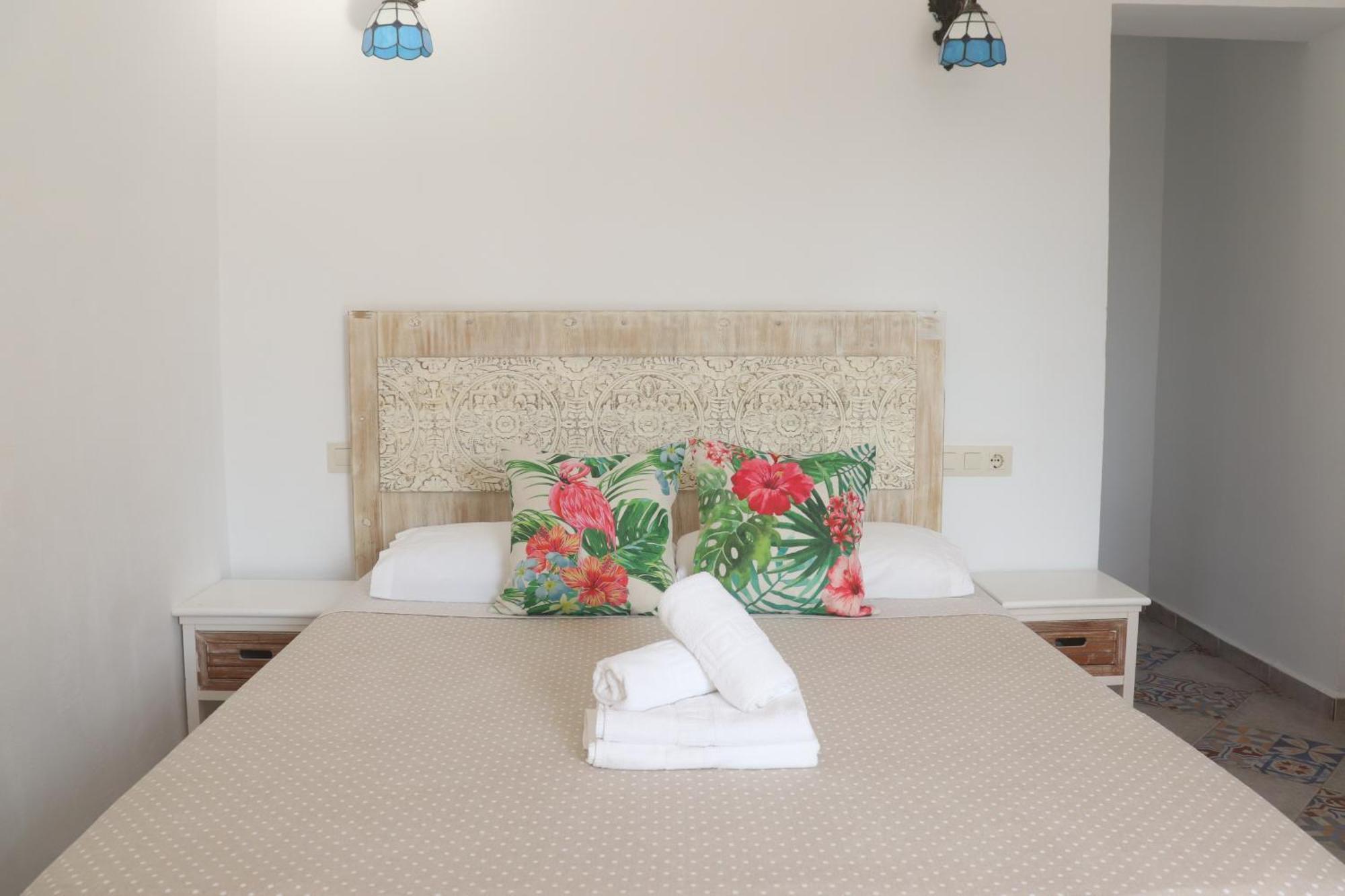 Hotel Casa Dia Y Noche Calp Extérieur photo